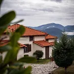 Karyon Apartment *
