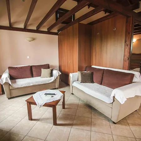 Karyon Καρυόφυτο